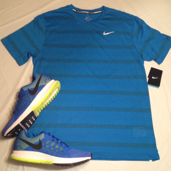 Nike men's tee Dri fit Stay Cool - Picture 2 of 3